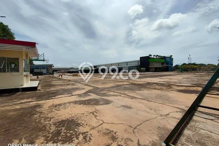 Unit Gudang Dijual di Batam LT 47000m2 & LB 23000m2 Unit Gudang Dijual di Batam LT 47000m2 & LB 23000m2