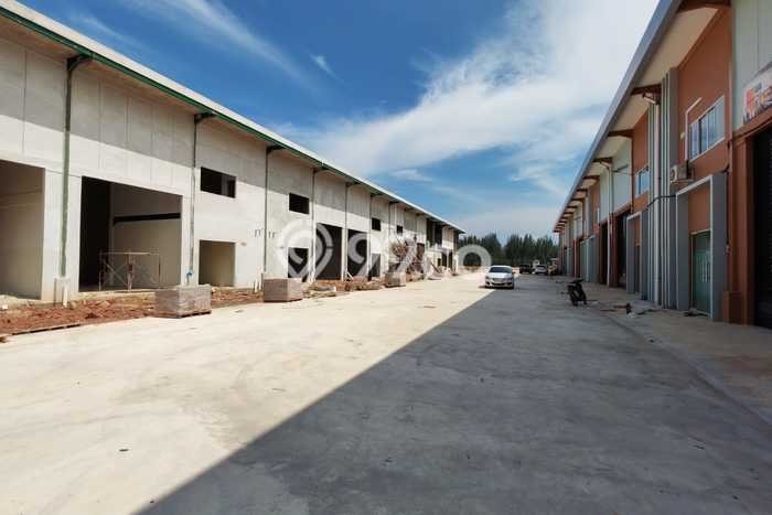 Lokasi Strategis! Dijual Gudang Bisnis di Bengkong, Batam Kondisi Bagus Lokasi Strategis! Dijual Gudang Bisnis di Bengkong, Batam Kondisi Bagus