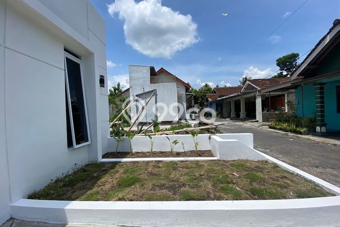 Dijual Rumah Pesan Bangun 300jutaan Dekat Exit Toll Manisrenggo Dijual Rumah Pesan Bangun 300jutaan Dekat Exit Toll Manisrenggo