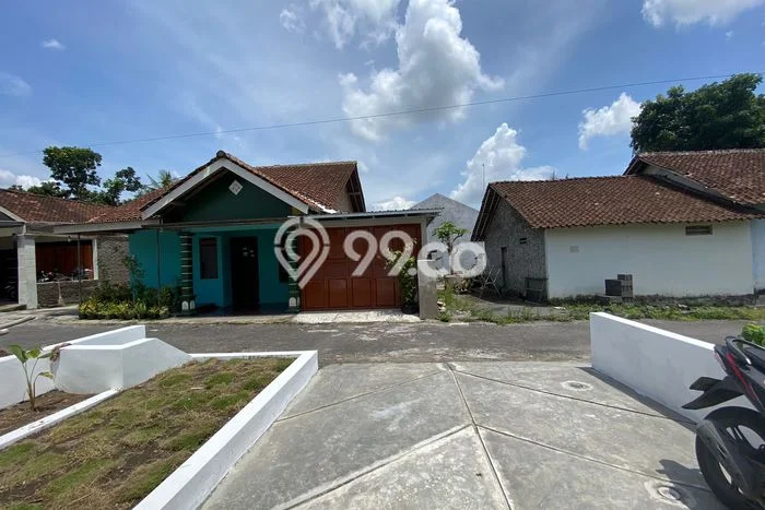 Dijual Rumah Pesan Bangun 300jutaan Dekat Exit Toll Manisrenggo Dijual Rumah Pesan Bangun 300jutaan Dekat Exit Toll Manisrenggo