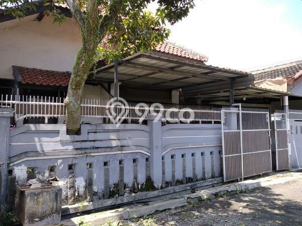 For Sale Hunian Rumah Nyaman 5 KT di Margacinta, Bandung For Sale Hunian Rumah Nyaman 5 KT di Margacinta, Bandung