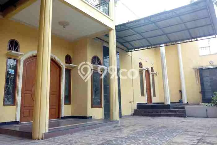 Dijual Hunian Rumah Terawat 5 KT di Cihanjuang, Bandung Dijual Hunian Rumah Terawat 5 KT di Cihanjuang, Bandung