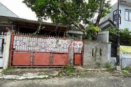 Rumah Luas Asri 1 KT Siap Huni di Sektor 4 - Bintaro Jakarta Selatan Rumah Luas Asri 1 KT Siap Huni di Sektor 4 - Bintaro Jakarta Selatan