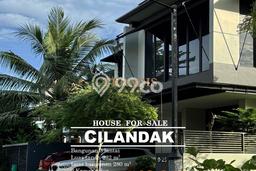 Hunian Mewah Dijual LT 232m2 di Cilandak, Jakarta Selatan Hunian Mewah Dijual LT 232m2 di Cilandak, Jakarta Selatan