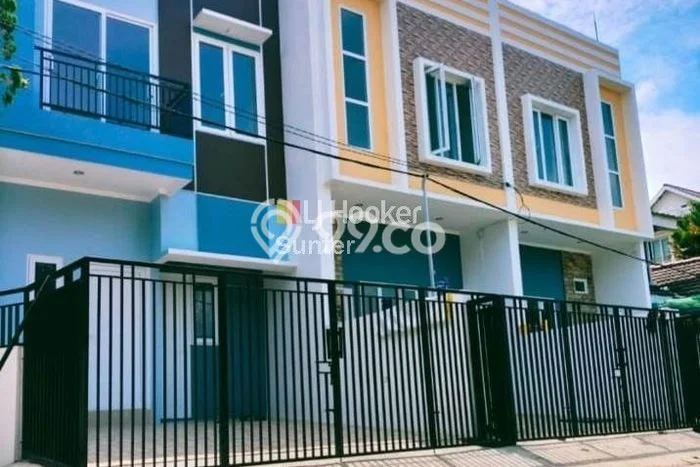For Sale Rumah Ideal Siap Huni di Jakarta Pusat Strategis For Sale Rumah Ideal Siap Huni di Jakarta Pusat Strategis