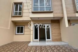Dijual Rumah Mewah Elegan Dengan View Cantik di Gading Serpong, Tangerang Dijual Rumah Mewah Elegan Dengan View Cantik di Gading Serpong, Tangerang