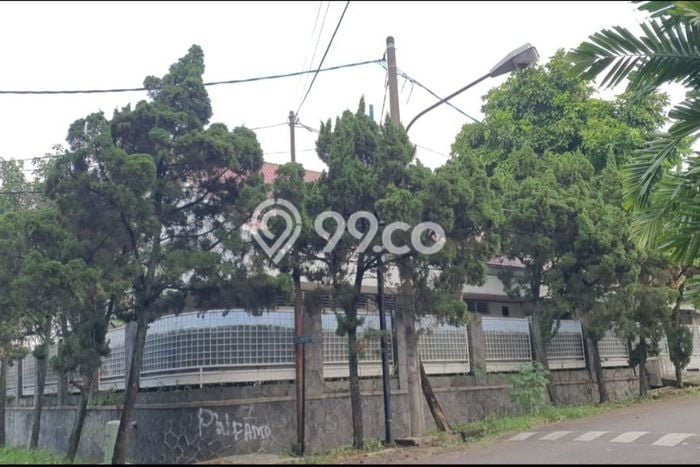 Hunian Eksklusif Dijual LT 500m2 di Cinere, Depok Hunian Eksklusif Dijual LT 500m2 di Cinere, Depok