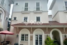 For Sale Hunian Rumah Terawat 4 Kamar di BSD Vanya Park, Tangerang For Sale Hunian Rumah Terawat 4 Kamar di BSD Vanya Park, Tangerang