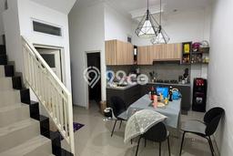 For Sale Rumah 3 Kamar Lokasi Strategis Nyaman dan Strategis di Kelapa Gading For Sale Rumah 3 Kamar Lokasi Strategis Nyaman dan Strategis di Kelapa Gading