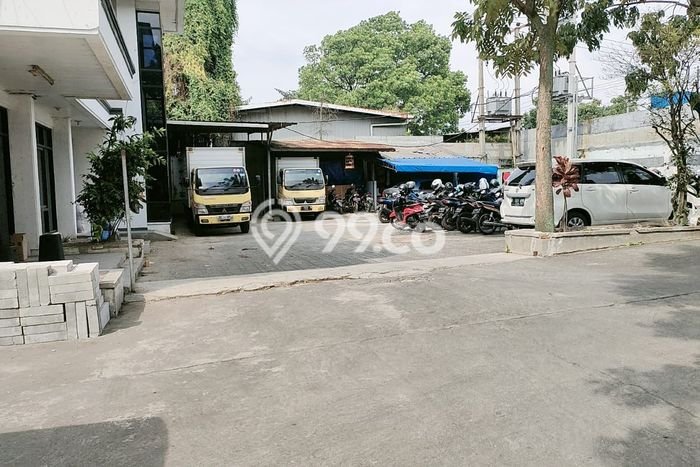 Gudang Kawasan Cimahi, Luas 355m², Area Bisnis, Disewakan Gudang Kawasan Cimahi, Luas 355m², Area Bisnis, Disewakan
