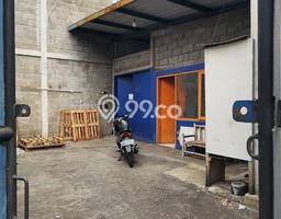 LOKASI PREMIUM! Gudang Kawasan Niaga di Holis Cigondewah, Luas 160m², Siap Bisnis LOKASI PREMIUM! Gudang Kawasan Niaga di Holis Cigondewah, Luas 160m², Siap Bisnis