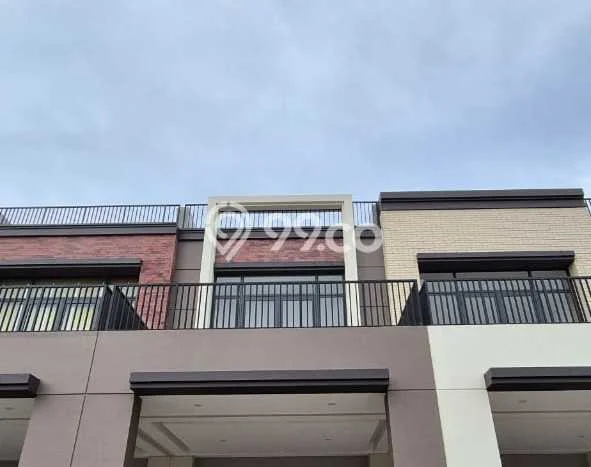 FOR RENT! Ruko di Summarecon Serpong Cocok untuk Bisnis 197m2 FOR RENT! Ruko di Summarecon Serpong Cocok untuk Bisnis 197m2