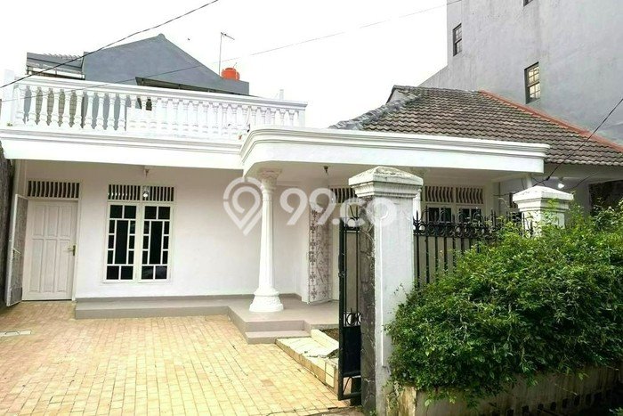 Dijual Rumah 3 Kamar Lokasi Ideal Bagus dan Strategis di Ciputat Dijual Rumah 3 Kamar Lokasi Ideal Bagus dan Strategis di Ciputat