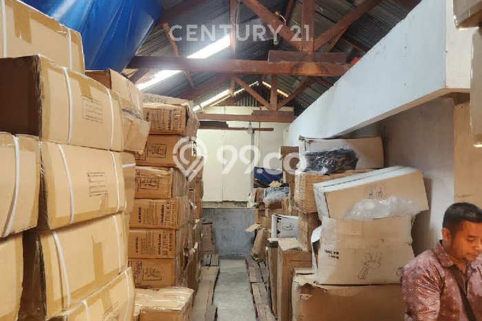 Unit Ruko Dijual di Jakarta Barat LT 78m2 & LB 228m2 Unit Ruko Dijual di Jakarta Barat LT 78m2 & LB 228m2