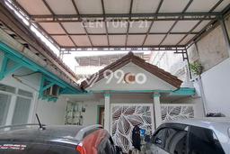 For Sale Rumah 5 Kamar Lokasi Strategis Bagus dan Strategis di Jagakarsa For Sale Rumah 5 Kamar Lokasi Strategis Bagus dan Strategis di Jagakarsa