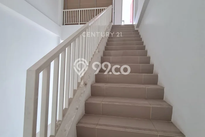 Unit Komersial Disewakan di Jakarta Barat Area Strategis Harga Kompetitif Unit Komersial Disewakan di Jakarta Barat Area Strategis Harga Kompetitif