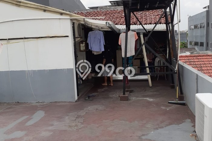 Kos-kosan Dijual di Tanjung Duren Jakarta Barat Luas 210m2 Kos-kosan Dijual di Tanjung Duren Jakarta Barat Luas 210m2