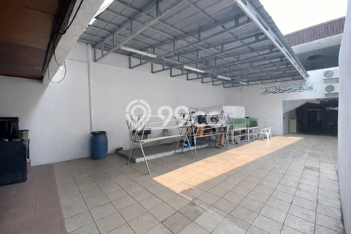 Hunian Mewah LB 1600m2 Siap Huni Desain Elegan di Cawang, Jakarta Timur Hunian Mewah LB 1600m2 Siap Huni Desain Elegan di Cawang, Jakarta Timur
