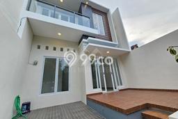 Rumah Minimalis 3 Kamar LT 72m2 di Graha Raya Rumah Minimalis 3 Kamar LT 72m2 di Graha Raya