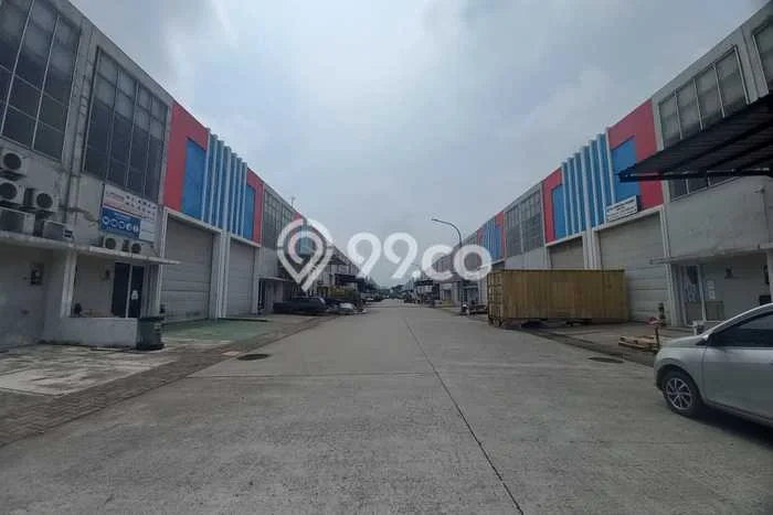 Untuk Dijual! Gudang di Daan Mogot Tangerang LT 180m2 / LB 360m2 Kawasan Bisnis Untuk Dijual! Gudang di Daan Mogot Tangerang LT 180m2 / LB 360m2 Kawasan Bisnis