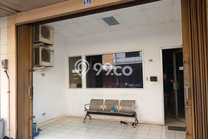 Ruko Bagus Dijual LB 63m2 Lokasi Strategis Jakarta Barat Area Cocok untuk Berbisnis Ruko Bagus Dijual LB 63m2 Lokasi Strategis Jakarta Barat Area Cocok untuk Berbisnis