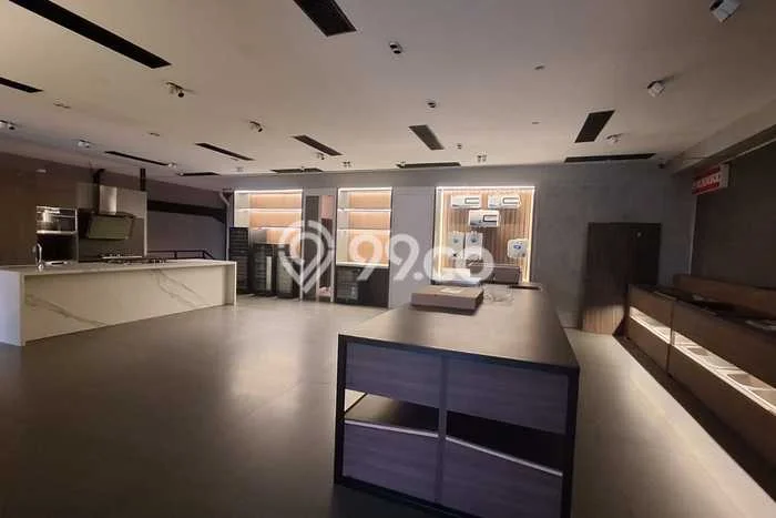 Komersial Dijual di Jakarta Barat LT 534m2 & LB 665m2 Lokasi Terbaik! Komersial Dijual di Jakarta Barat LT 534m2 & LB 665m2 Lokasi Terbaik!