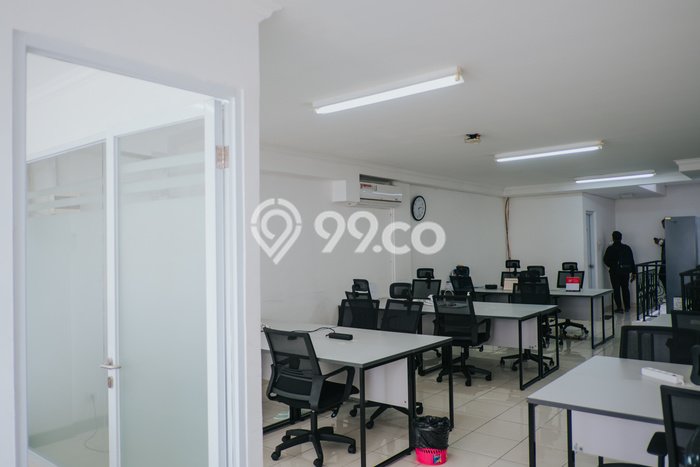 Ruko Bagus LT 75m2 LB 300m2 Dijual di Central Park Jakarta Barat Ruko Bagus LT 75m2 LB 300m2 Dijual di Central Park Jakarta Barat
