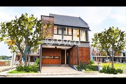 Dijual Hunian Rumah Terawat 4 Kamar di Tanah Mas, Semarang Dijual Hunian Rumah Terawat 4 Kamar di Tanah Mas, Semarang