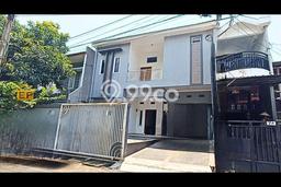 Dijual Rumah Premium dengan Fasilitas Sekitar Lengkap di Semarang Barat, Semarang Dijual Rumah Premium dengan Fasilitas Sekitar Lengkap di Semarang Barat, Semarang
