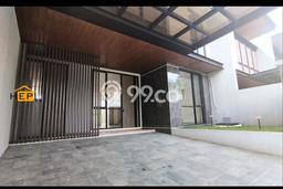 Rumah Elit Modern Tanpa Renovasi di Candi Golf Semarang Rumah Elit Modern Tanpa Renovasi di Candi Golf Semarang