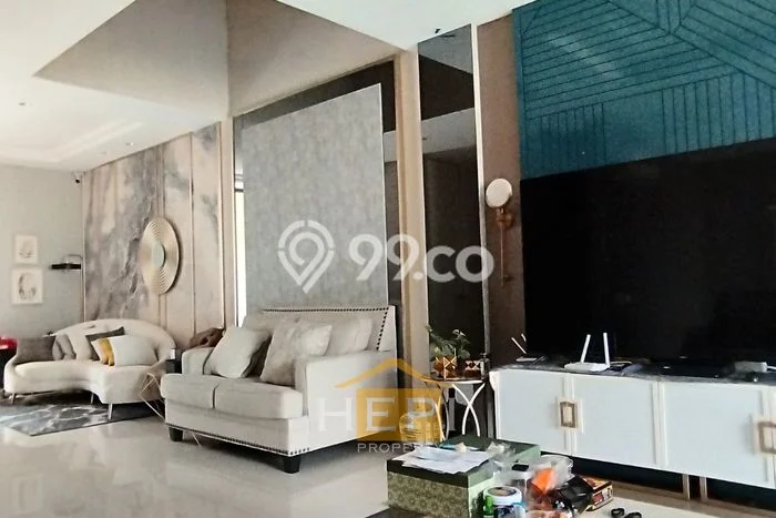 PENAWARAN TERBAIK! Rumah Strategis di , LT 250m2m² LB 350m2m² PENAWARAN TERBAIK! Rumah Strategis di , LT 250m2m² LB 350m2m²