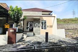 Hunian Cantik Modern Lb 59m2 di Tembalang, Semarang Hunian Cantik Modern Lb 59m2 di Tembalang, Semarang