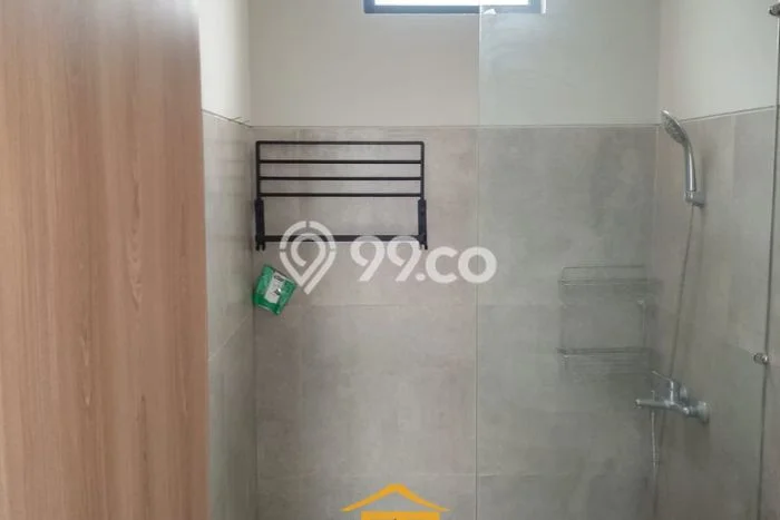 Ready to Use! Luxury House LT 330m2 Desain Elegan di Bukit Sari Ready to Use! Luxury House LT 330m2 Desain Elegan di Bukit Sari