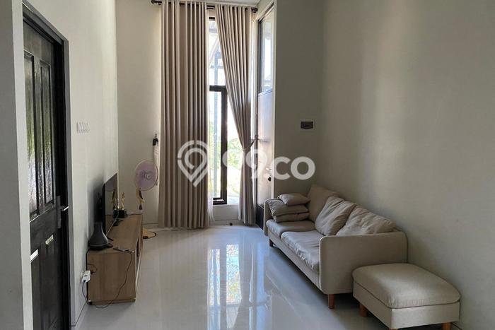 Bisa KPR! Rumah Semarang Timur, Semarang, Luas 129m2m² Bangunan 60m2m² Bisa KPR! Rumah Semarang Timur, Semarang, Luas 129m2m² Bangunan 60m2m²