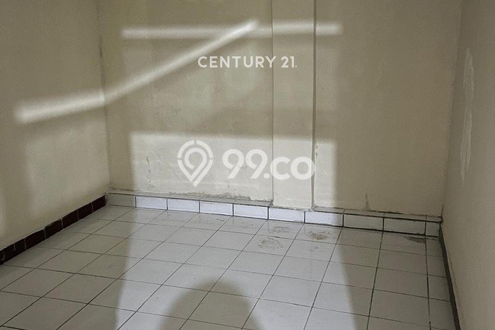 AREA KOMERSIAL! Gudang Disewakan di Bandung Kota, Luas 400m², Akses Utama AREA KOMERSIAL! Gudang Disewakan di Bandung Kota, Luas 400m², Akses Utama