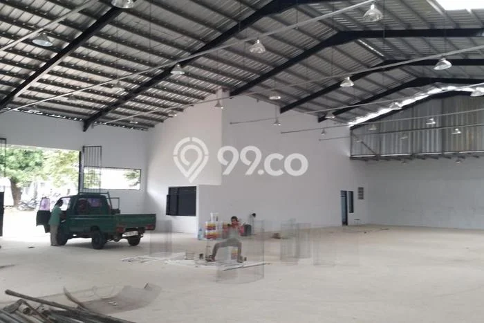 Unit Gudang Tersedia di Penggilingan Spesifikasi LB 800m2 Unit Gudang Tersedia di Penggilingan Spesifikasi LB 800m2