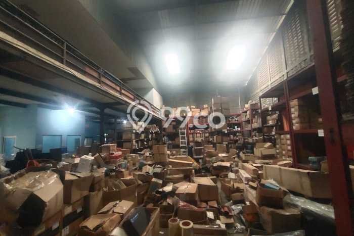 Gudang Bagus Dijual LB 586m2 Lokasi Strategis Bekasi Area Cocok untuk Bisnis Gudang Bagus Dijual LB 586m2 Lokasi Strategis Bekasi Area Cocok untuk Bisnis