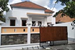Rumah Luas Asri 2 KT Siap Huni di Jimbaran Badung Rumah Luas Asri 2 KT Siap Huni di Jimbaran Badung