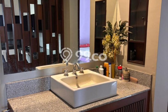 Rumah sewa siap pakai 4 KT di Kerobokan Kaja, Badung Rumah sewa siap pakai 4 KT di Kerobokan Kaja, Badung