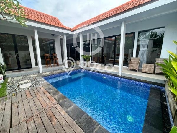 Disewakan Vila Kawasan Kediri, Luas 200m2m², Area Strategis Disewakan Vila Kawasan Kediri, Luas 200m2m², Area Strategis