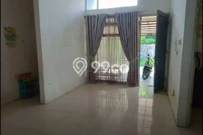 Jual Rumah Strategis Bagus Punya 2 KT di Tapos Depok - Jual Rumah Strategis Bagus Punya 2 KT di Tapos Depok -