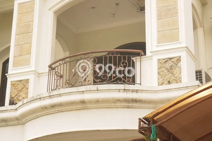 Rumah Cantik Siap Pakai Di Medan Polonia Luas 384m2 Lokasi Strategis Rumah Cantik Siap Pakai Di Medan Polonia Luas 384m2 Lokasi Strategis