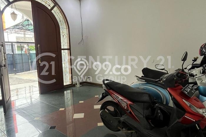 Kost Dijual di Kemanggisan dengan 1 KT dan Luas 326m2 Kost Dijual di Kemanggisan dengan 1 KT dan Luas 326m2