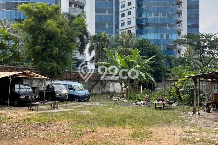 Kavling Tanah untuk Dijual di Tb Simatupang, Jakarta Selatan, Luas 734m2 Kavling Tanah untuk Dijual di Tb Simatupang, Jakarta Selatan, Luas 734m2
