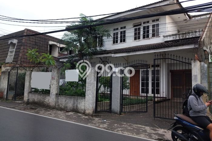 Rumah Luxury Modern Tanpa Renovasi di Duren Tiga Jakarta Selatan Rumah Luxury Modern Tanpa Renovasi di Duren Tiga Jakarta Selatan