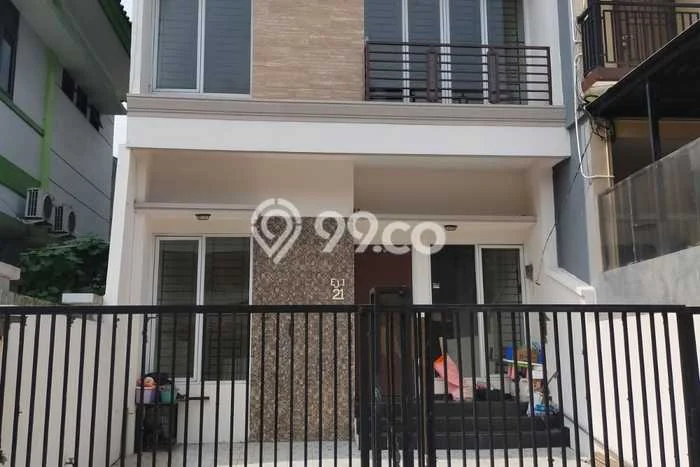 Rumah Cantik Siap Huni Di Kelapa Gading Luas 180m2 Lokasi Strategis Rumah Cantik Siap Huni Di Kelapa Gading Luas 180m2 Lokasi Strategis