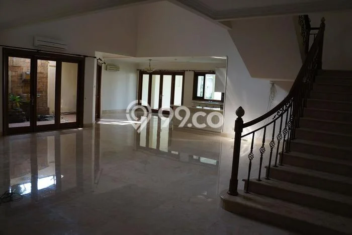 Rumah Sewa Jakarta Selatan LT 977m2 LB 977m2 Kawasan Ampera Rumah Sewa Jakarta Selatan LT 977m2 LB 977m2 Kawasan Ampera