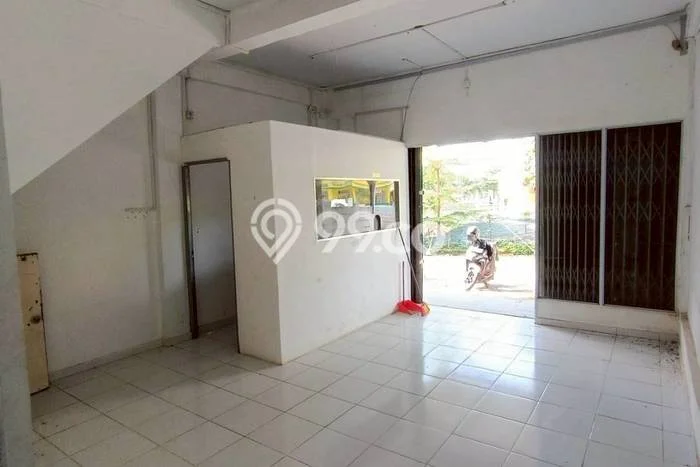 FOR RENT! Ruko di Tiban Cocok untuk Bisnis 145m2 FOR RENT! Ruko di Tiban Cocok untuk Bisnis 145m2