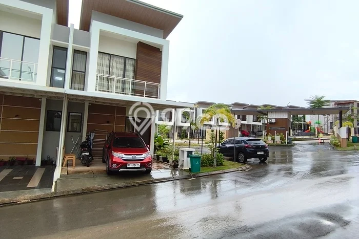 Disewakan! Rumah 3 Kamar Tidur &
2 Kamar Mandi di Batam Centre, Batam Disewakan! Rumah 3 Kamar Tidur &
2 Kamar Mandi di Batam Centre, Batam