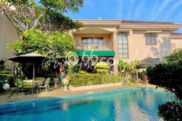Rumah Mewah Luas Ada Private Pool Lokasi Strategis di Cilandak Rumah Mewah Luas Ada Private Pool Lokasi Strategis di Cilandak